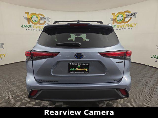 used 2023 Toyota Highlander Hybrid car, priced at $35,900