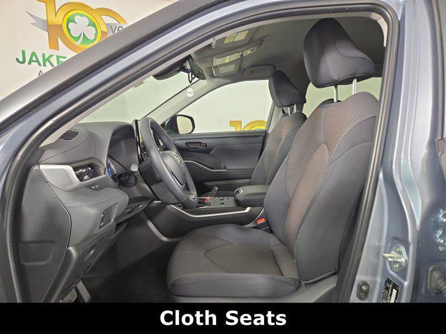 used 2023 Toyota Highlander Hybrid car, priced at $35,900