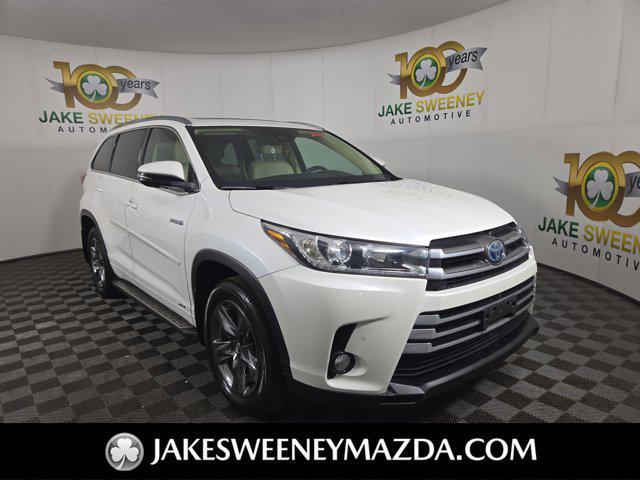 used 2018 Toyota Highlander Hybrid car, priced at $20,900