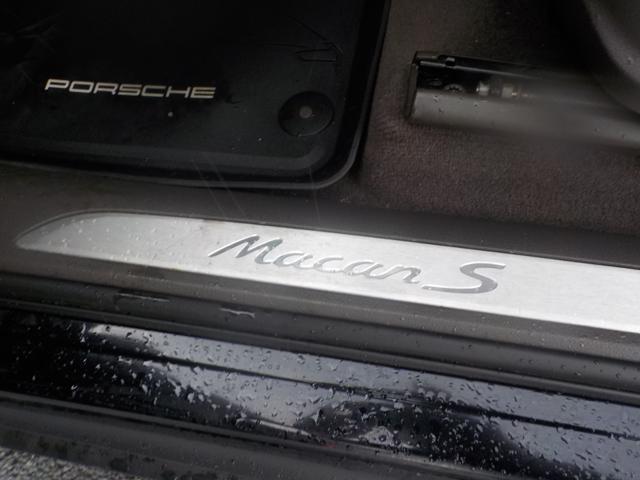used 2015 Porsche Macan car, priced at $17,999