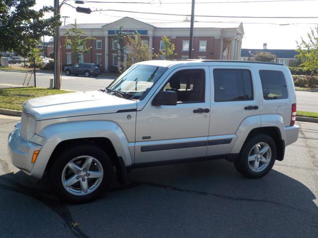 used 2009 Jeep Liberty car, priced at $5,999