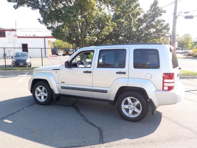 used 2009 Jeep Liberty car, priced at $5,999