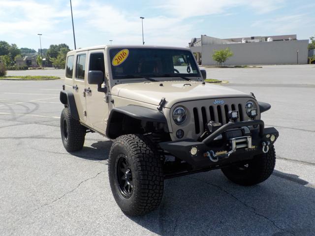 used 2016 Jeep Wrangler Unlimited car, priced at $19,999