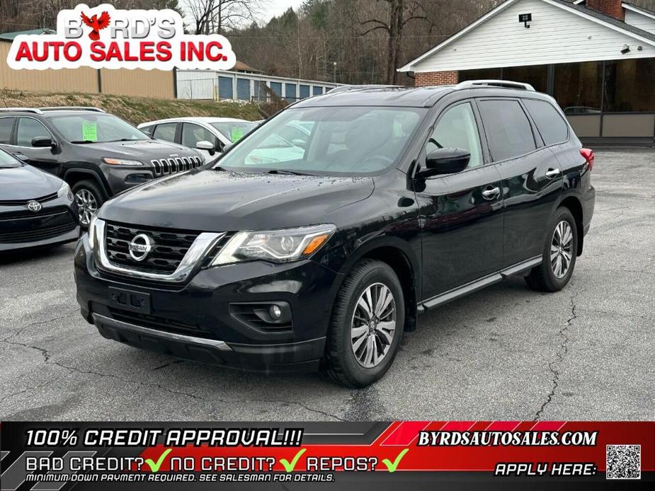 used 2020 Nissan Pathfinder car, priced at $18,900