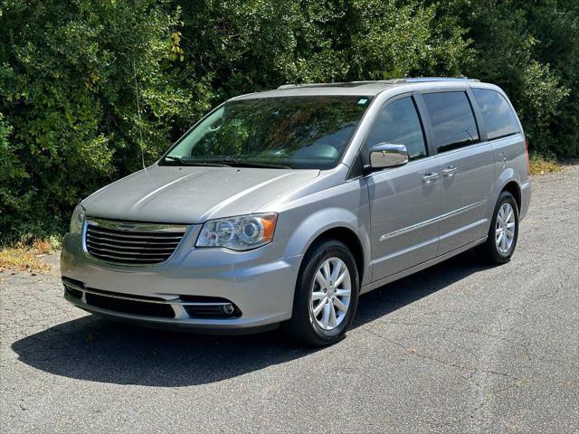 used 2015 Chrysler Town & Country car, priced at $12,800