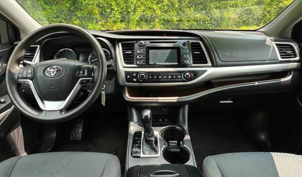 used 2016 Toyota Highlander car, priced at $17,990