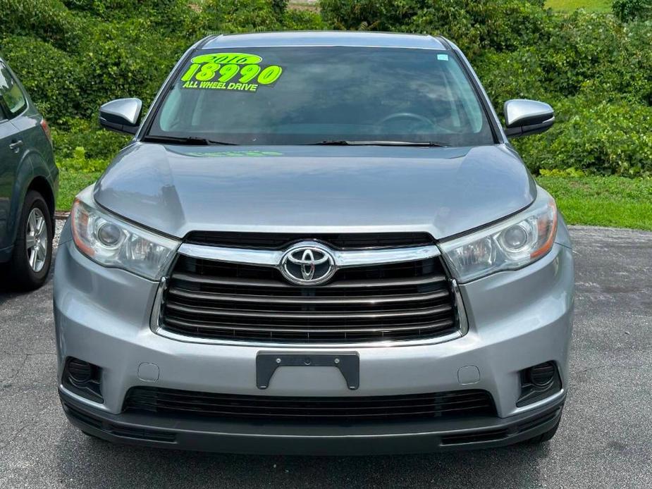 used 2016 Toyota Highlander car, priced at $17,990