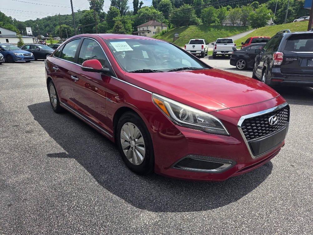 used 2016 Hyundai Sonata Hybrid car, priced at $9,900