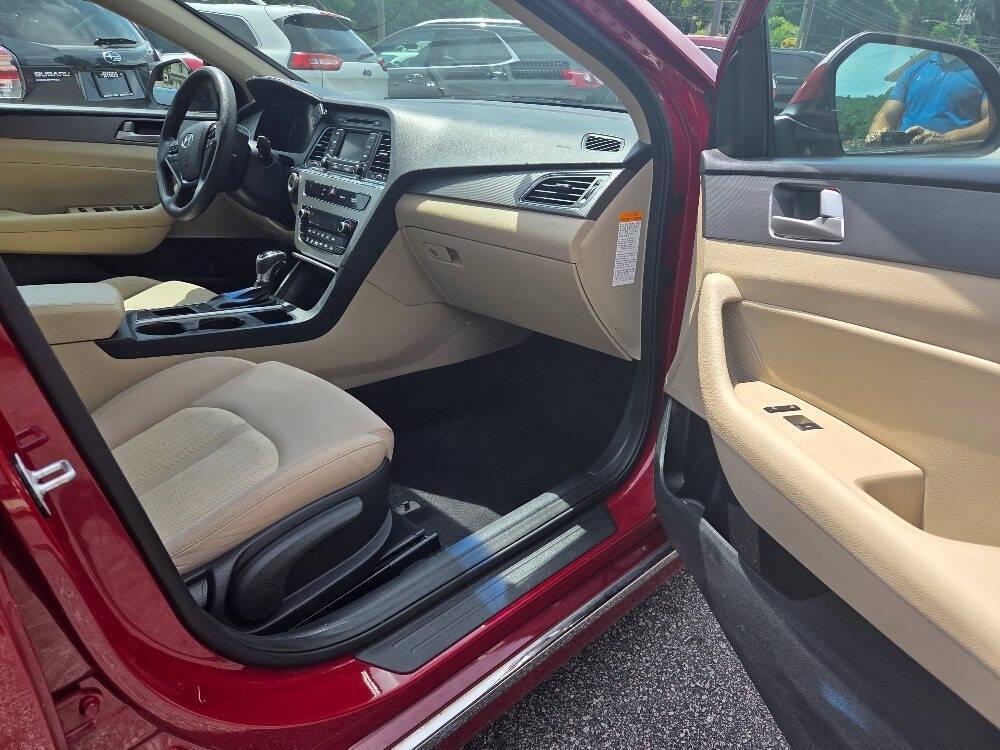 used 2016 Hyundai Sonata Hybrid car, priced at $9,900