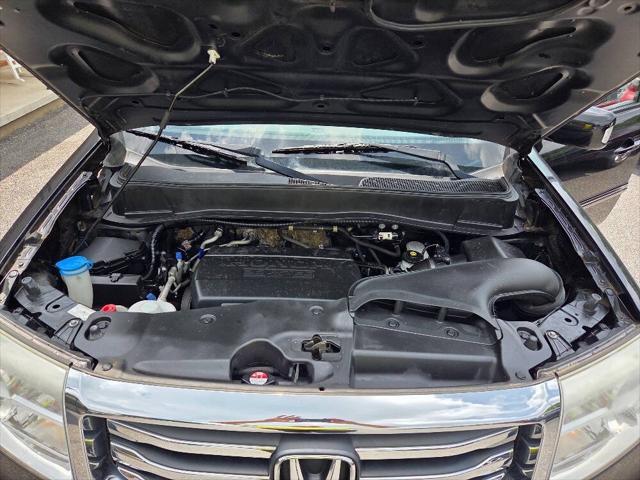 used 2015 Honda Pilot car, priced at $17,800