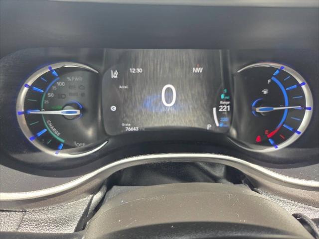 used 2021 Chrysler Pacifica Hybrid car