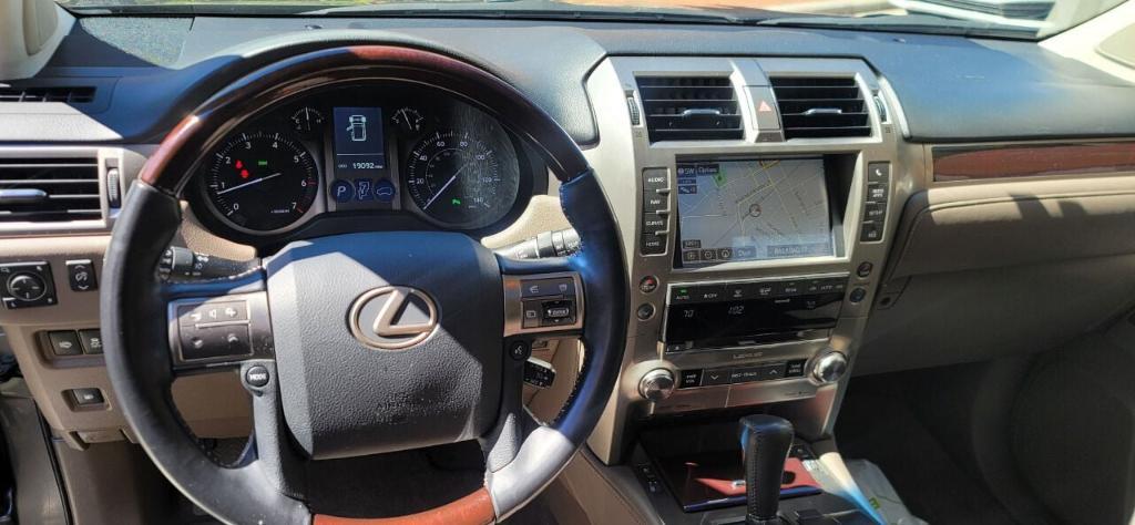 used 2019 Lexus GX 460 car, priced at $36,990