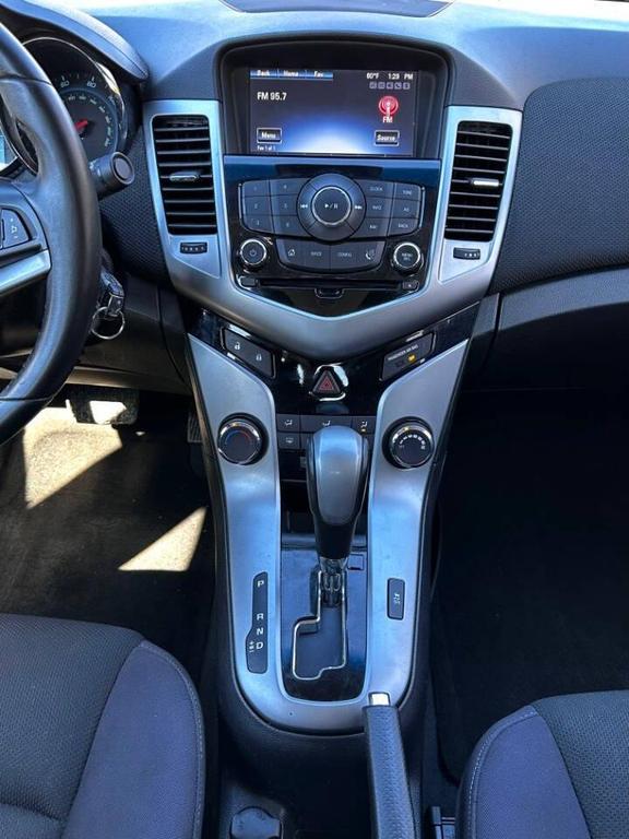used 2014 Chevrolet Cruze car, priced at $9,500