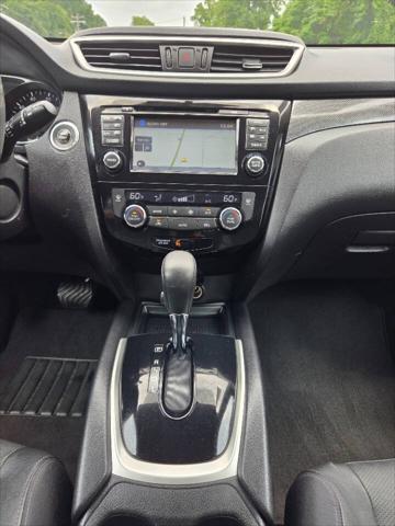 used 2015 Nissan Rogue car, priced at $13,800