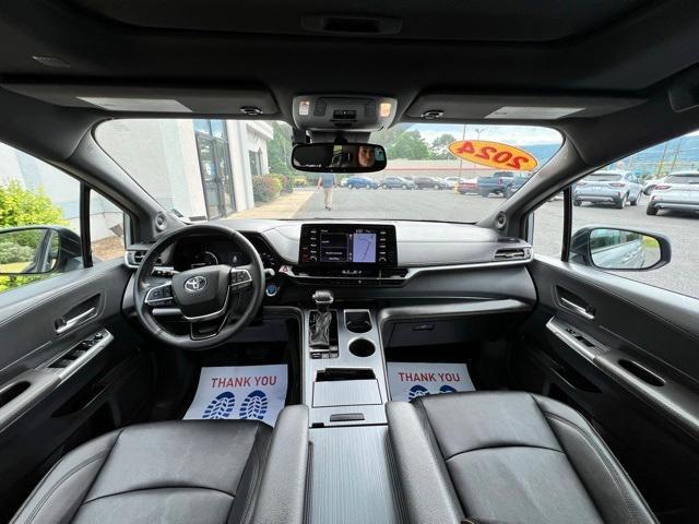 used 2024 Toyota Sienna car, priced at $49,991