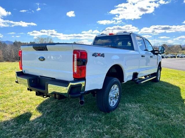 new 2024 Ford F-350 car, priced at $55,702