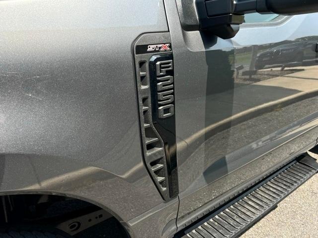 new 2025 Ford F-250 car, priced at $51,604