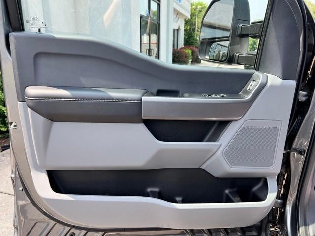 new 2025 Ford F-250 car, priced at $51,604