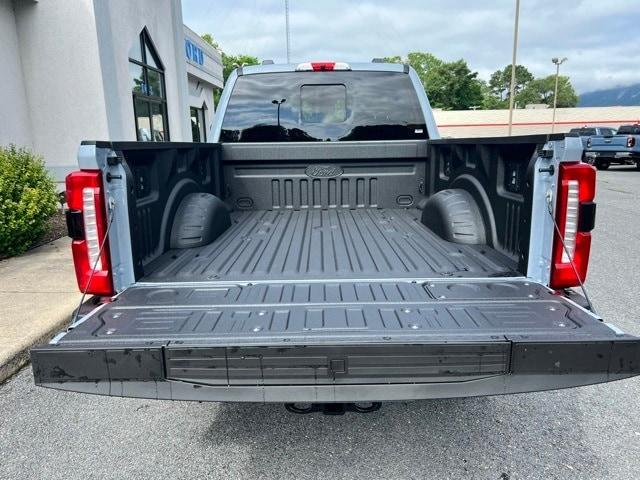 new 2025 Ford F-250 car, priced at $81,467
