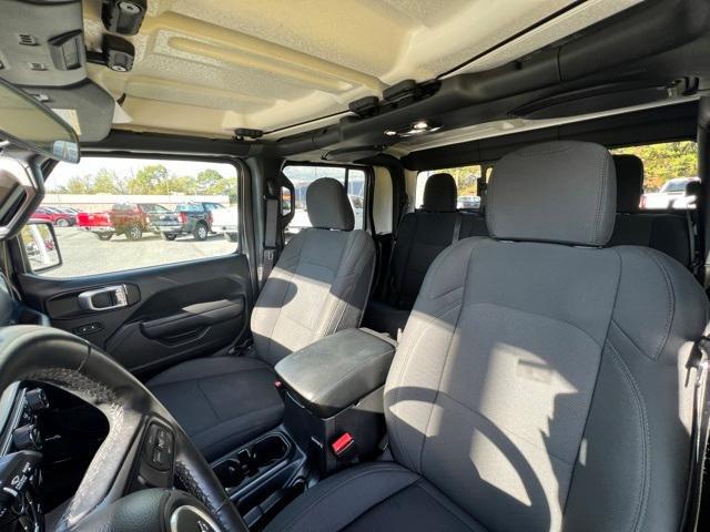 used 2022 Jeep Gladiator car, priced at $33,991