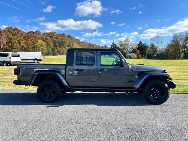 used 2022 Jeep Gladiator car, priced at $33,991