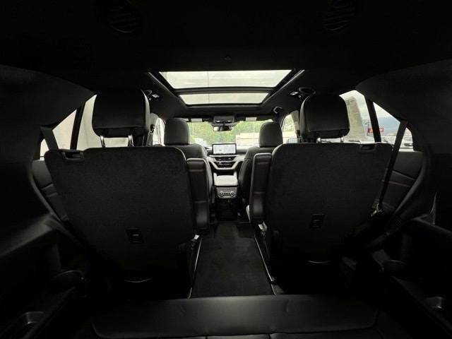 new 2025 Ford Explorer car, priced at $51,499