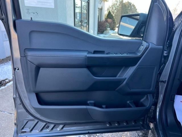 new 2025 Ford F-150 car, priced at $52,662