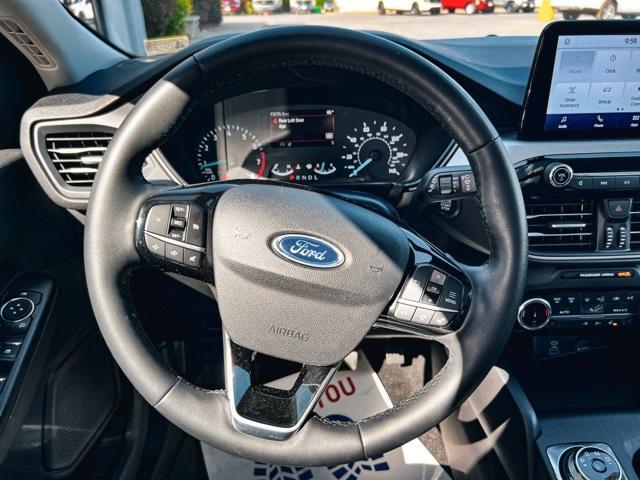 used 2022 Ford Escape car, priced at $25,991