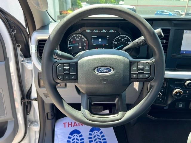 new 2025 Ford F-350 car, priced at $54,251