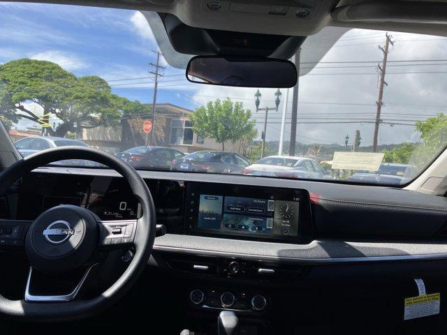 new 2025 Nissan Kicks car, priced at $25,595