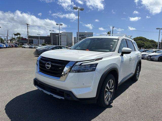 new 2024 Nissan Pathfinder car, priced at $45,925