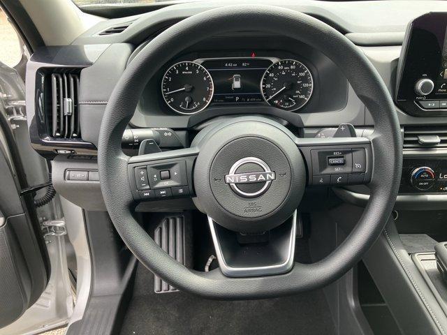 new 2025 Nissan Pathfinder car, priced at $39,030