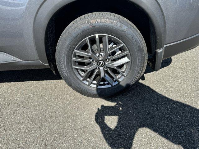 new 2025 Nissan Rogue car, priced at $31,350