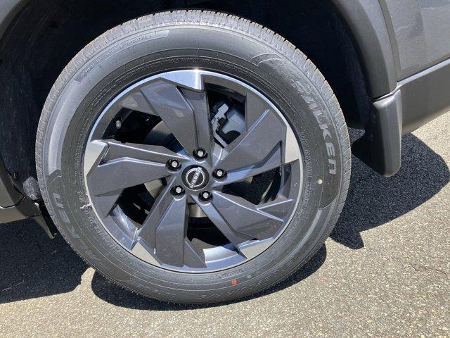 new 2025 Nissan Rogue car, priced at $31,895