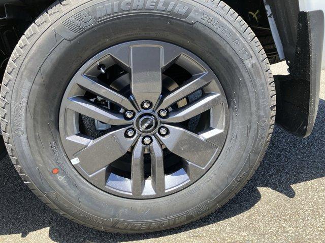 new 2025 Nissan Frontier car, priced at $40,425