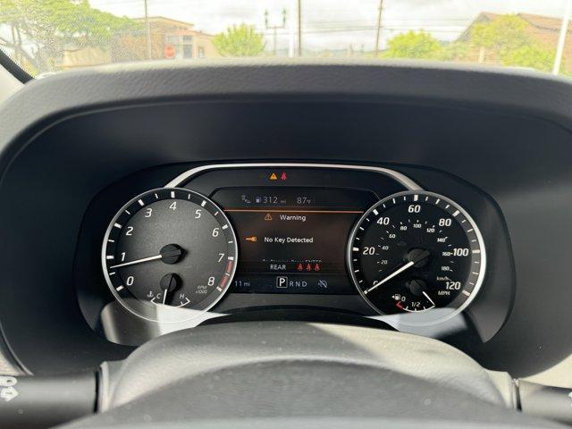 new 2025 Nissan Frontier car, priced at $39,925