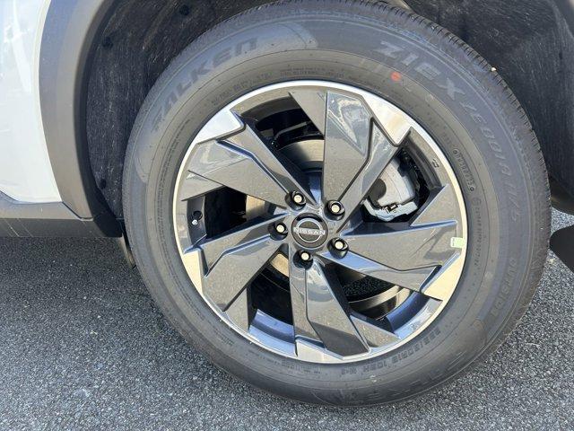 new 2025 Nissan Rogue car, priced at $32,345