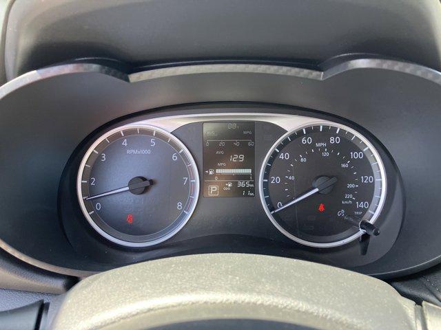 new 2025 Nissan Versa car