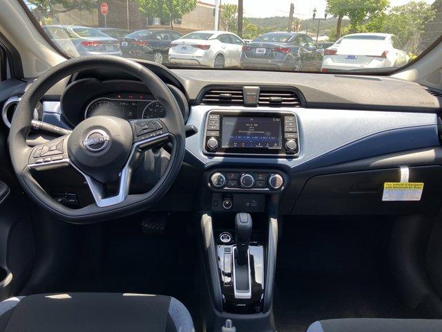 new 2025 Nissan Versa car