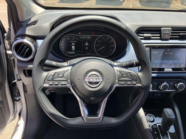new 2025 Nissan Versa car