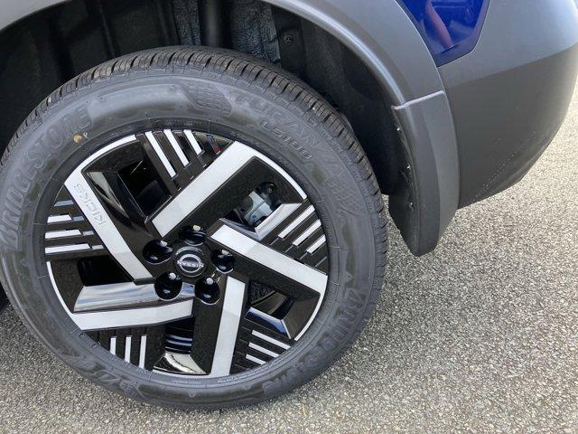 new 2025 Nissan Kicks car, priced at $26,510