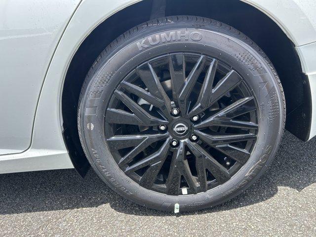new 2025 Nissan Altima car, priced at $30,755