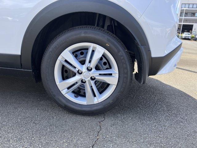 new 2025 Nissan Kicks Play car, priced at $23,760