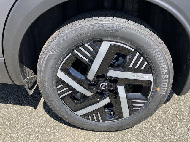 new 2025 Nissan Kicks car, priced at $25,710