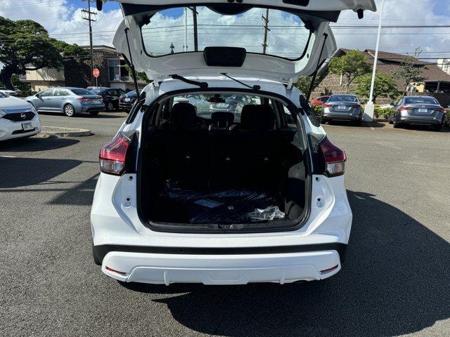 new 2025 Nissan Kicks Play car, priced at $23,850