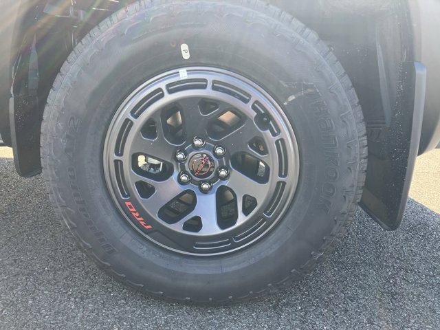 new 2025 Nissan Frontier car