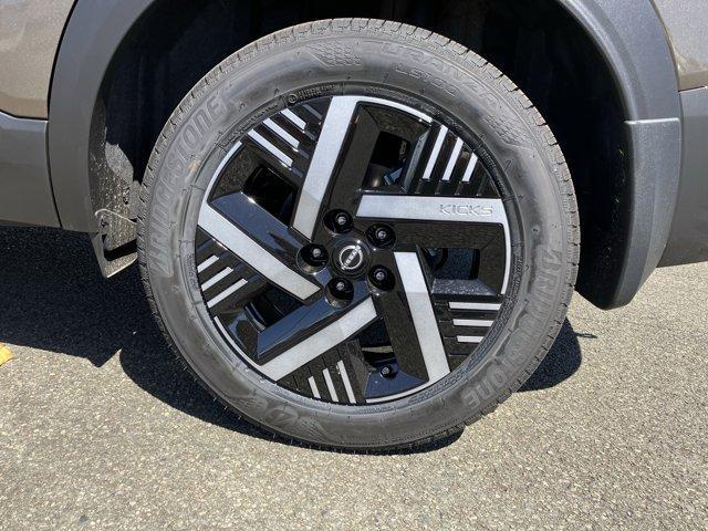 new 2026 Nissan Kicks car, priced at $26,195