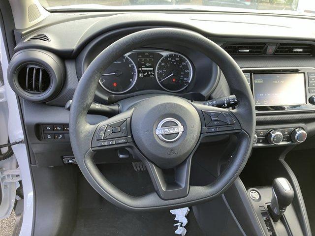 new 2025 Nissan Kicks Play car, priced at $23,850