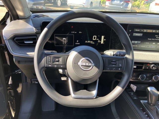 new 2025 Nissan Kicks car, priced at $27,360