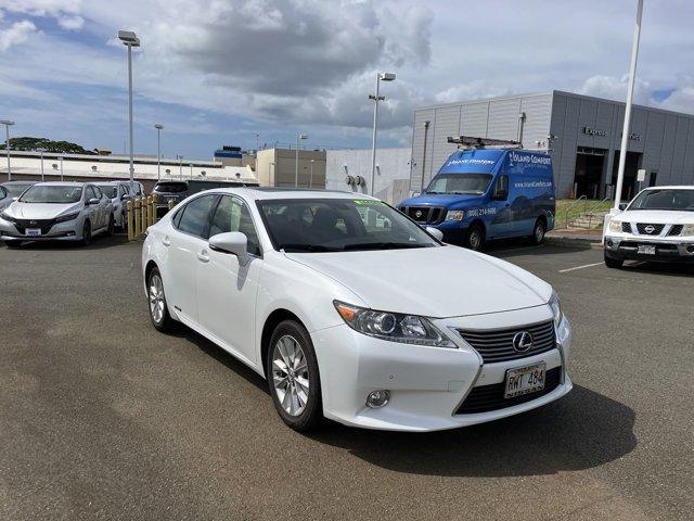 used 2013 Lexus ES 300h car, priced at $18,988